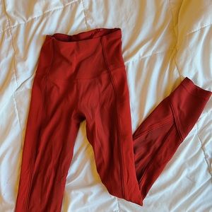 Adorable Lulu leggings size 2